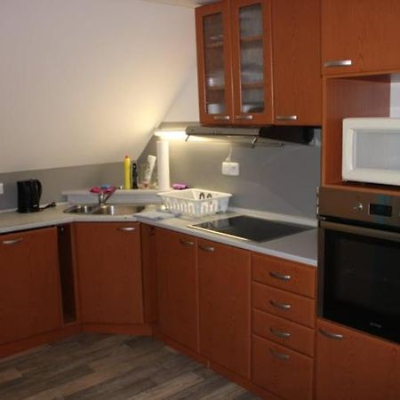 Apartman Damiko Apartment Chribska Exterior photo